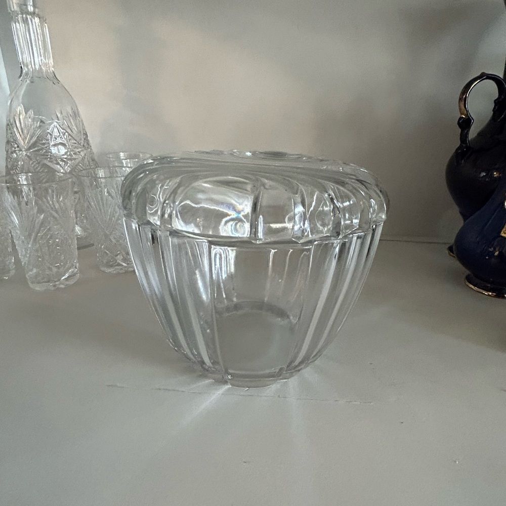 100% Authentic crystal Vintage Candy Bowl Dish With Lid